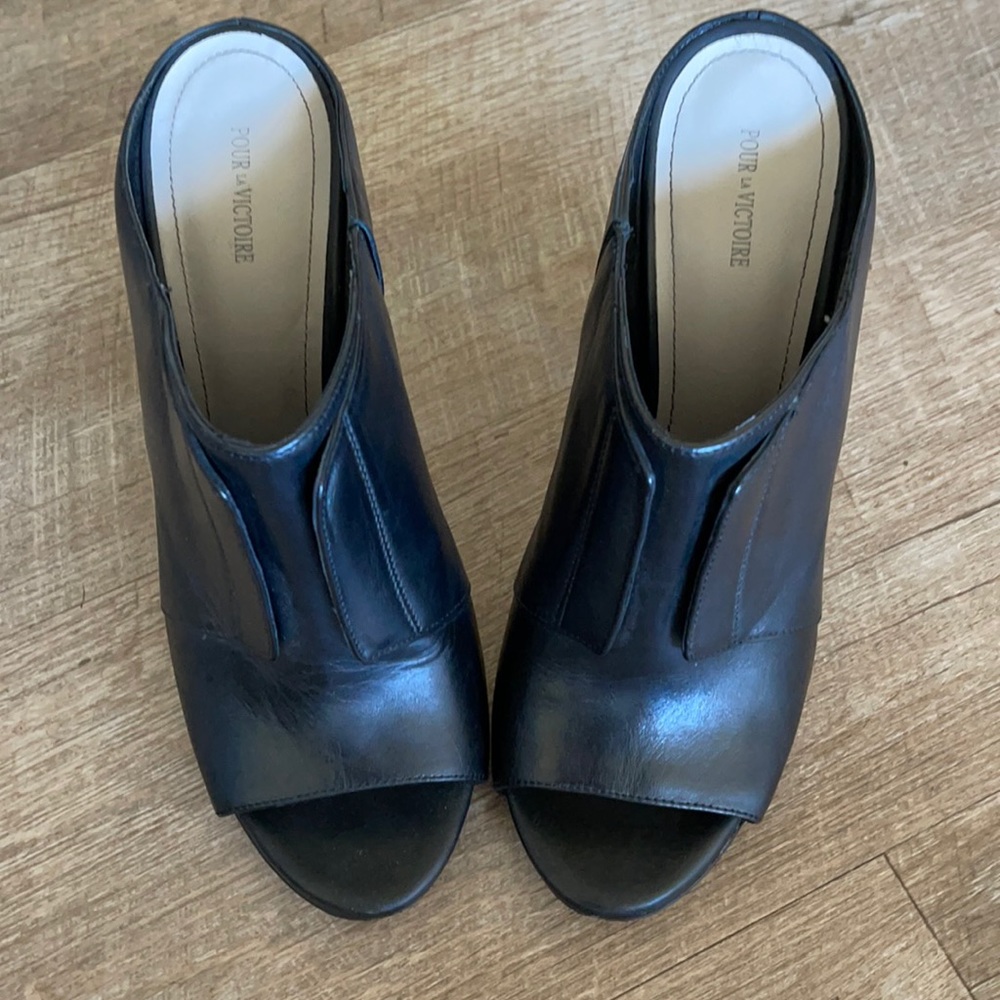 Almost New Pour La Victoire Eva mules